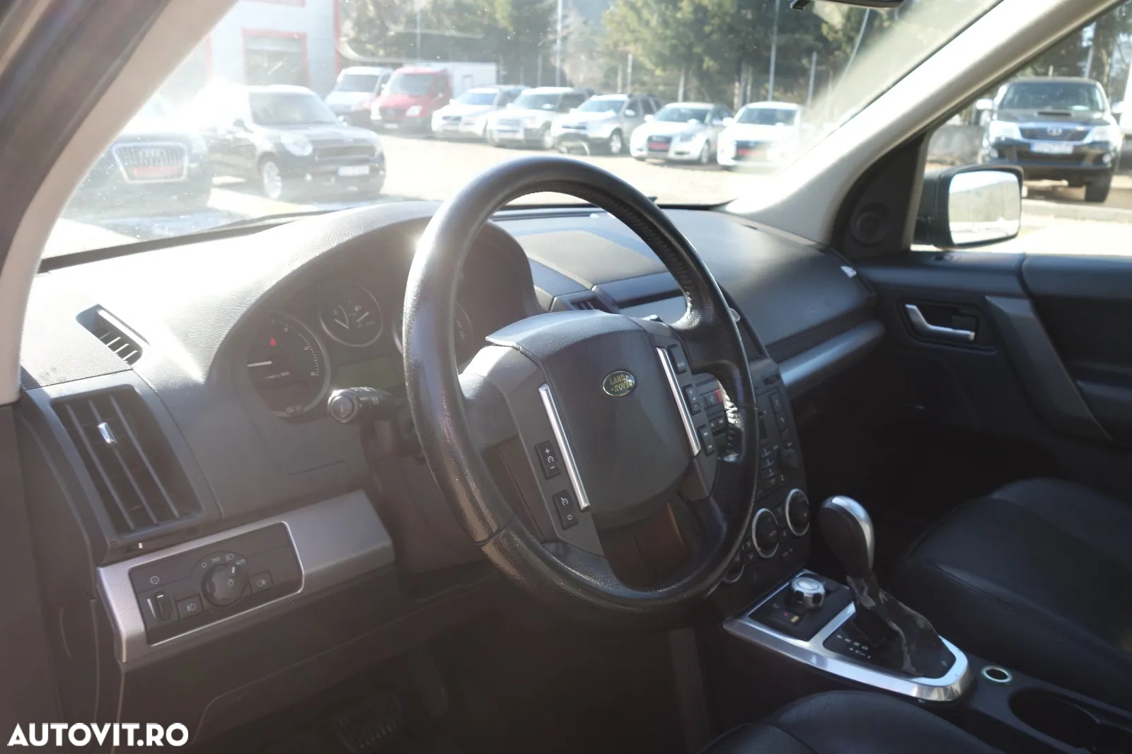 Land Rover Freelander - 16