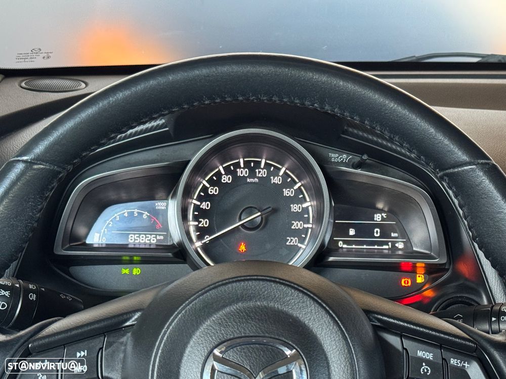 Mazda 2 1.5 Sky-G Evolve Navi - 10