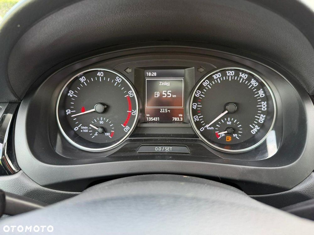 Skoda RAPID Spb 1.2 TSI Monte Carlo - 5
