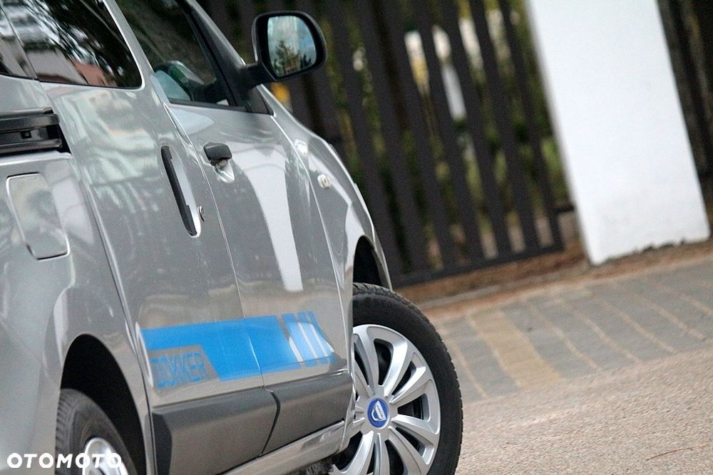 Dacia Dokker TCe 115 Laureate - 25