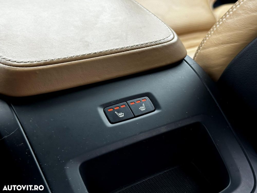 Volvo XC 90 D5 AWD Inscription - 30