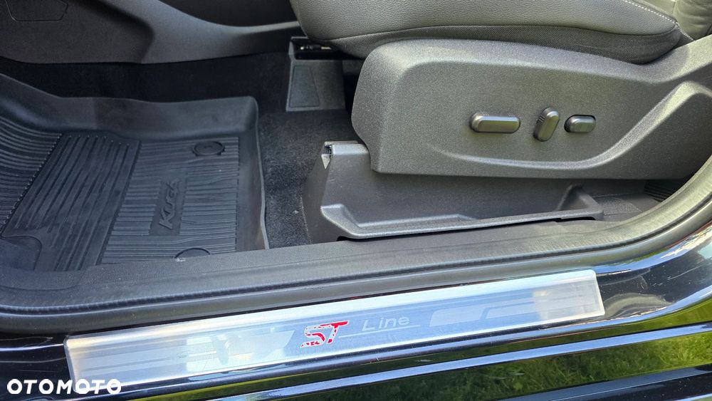 Ford Kuga 2.0 TDCi AWD ST-Line - 17