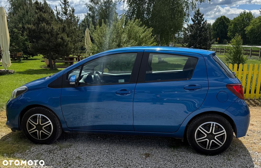 Toyota Yaris - 4