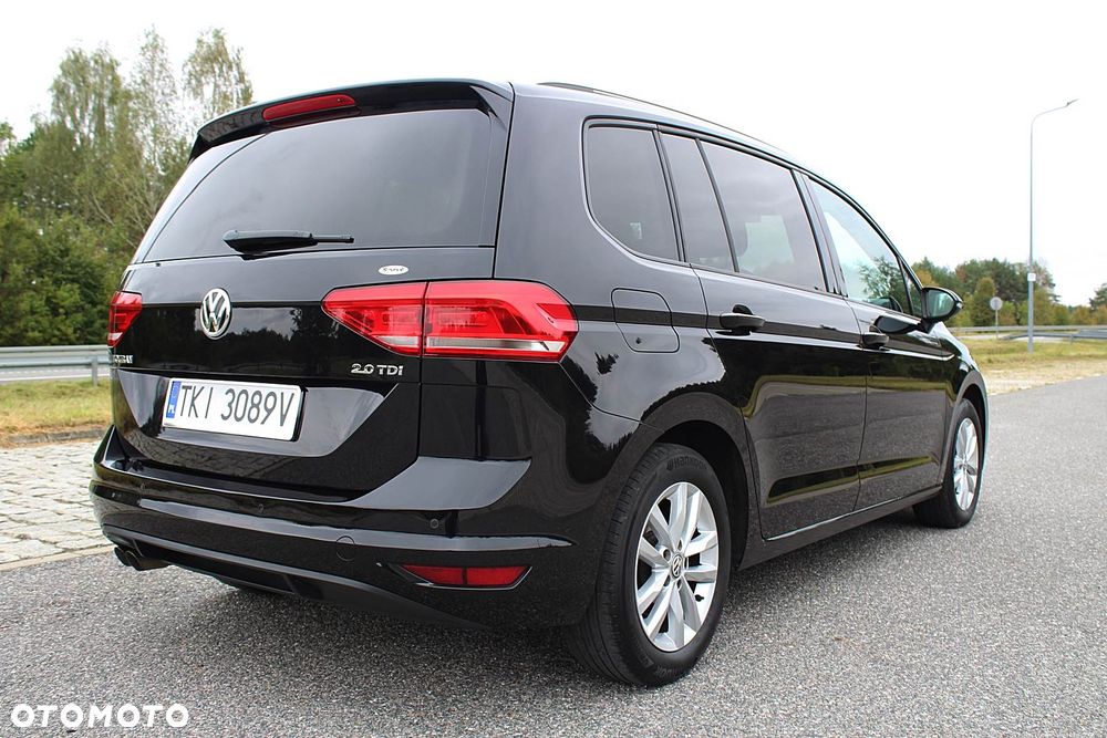 Volkswagen Touran 2.0 TDI SCR Highline - 10