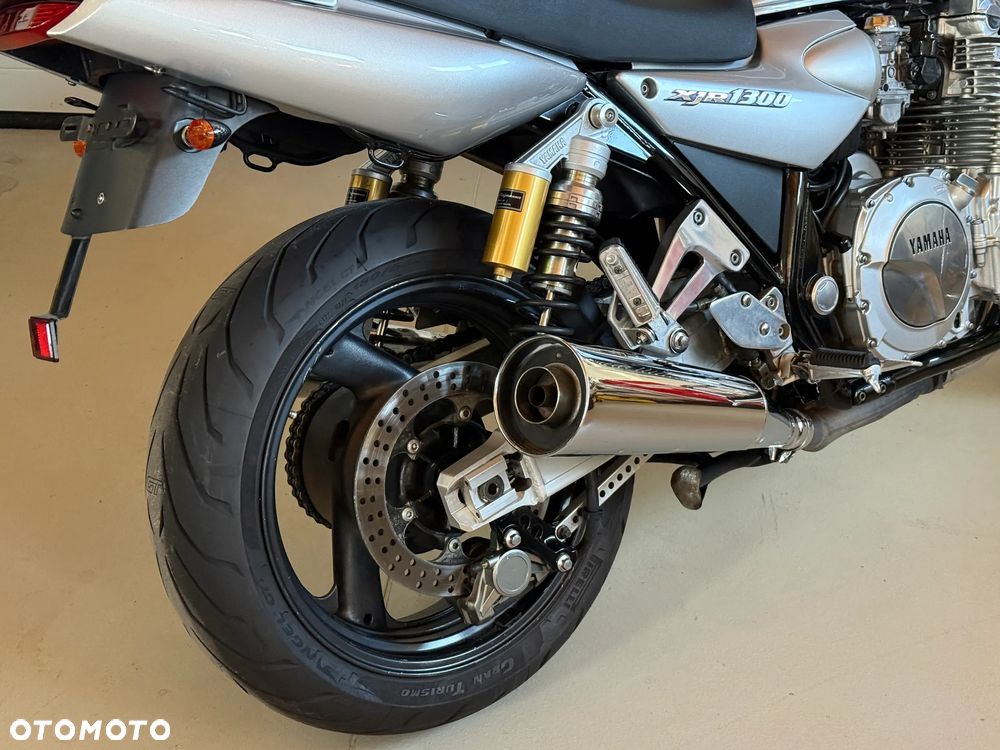 Yamaha XJR - 20