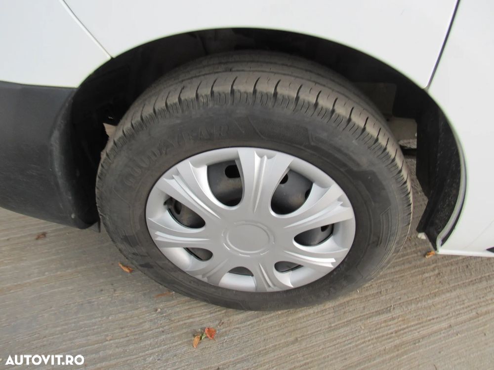 Renault Trafic - 6