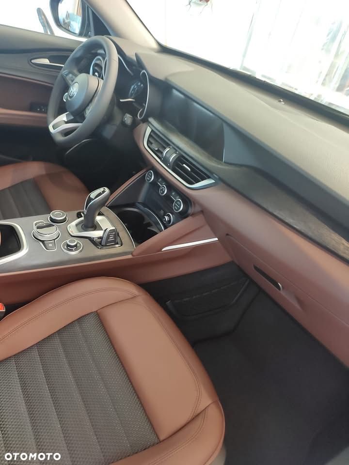 Alfa Romeo Stelvio 2.0 Turbo Business Q4 - 6
