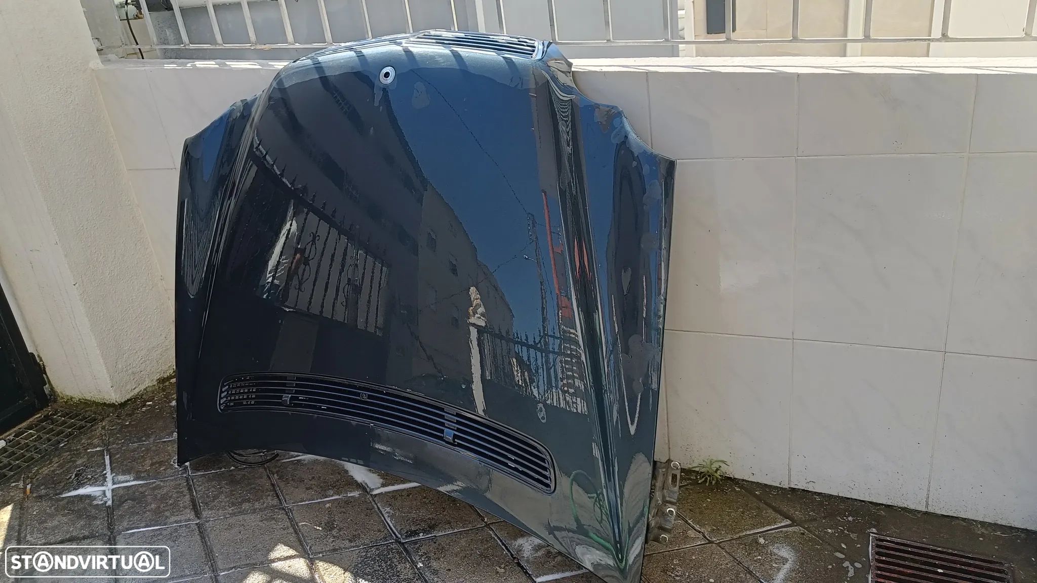 Capot Mercedes w203 classe C  2003 - 1