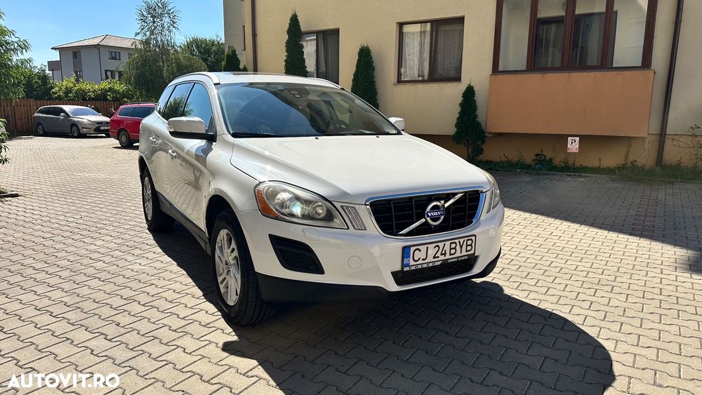 Volvo XC 60 2.4D AWD Summum - 11