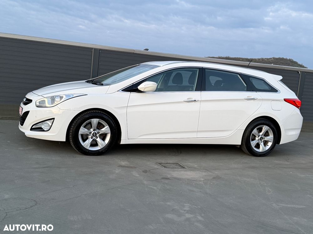Hyundai i40 i40cw 1.7 CRDi Automatik Premium - 17
