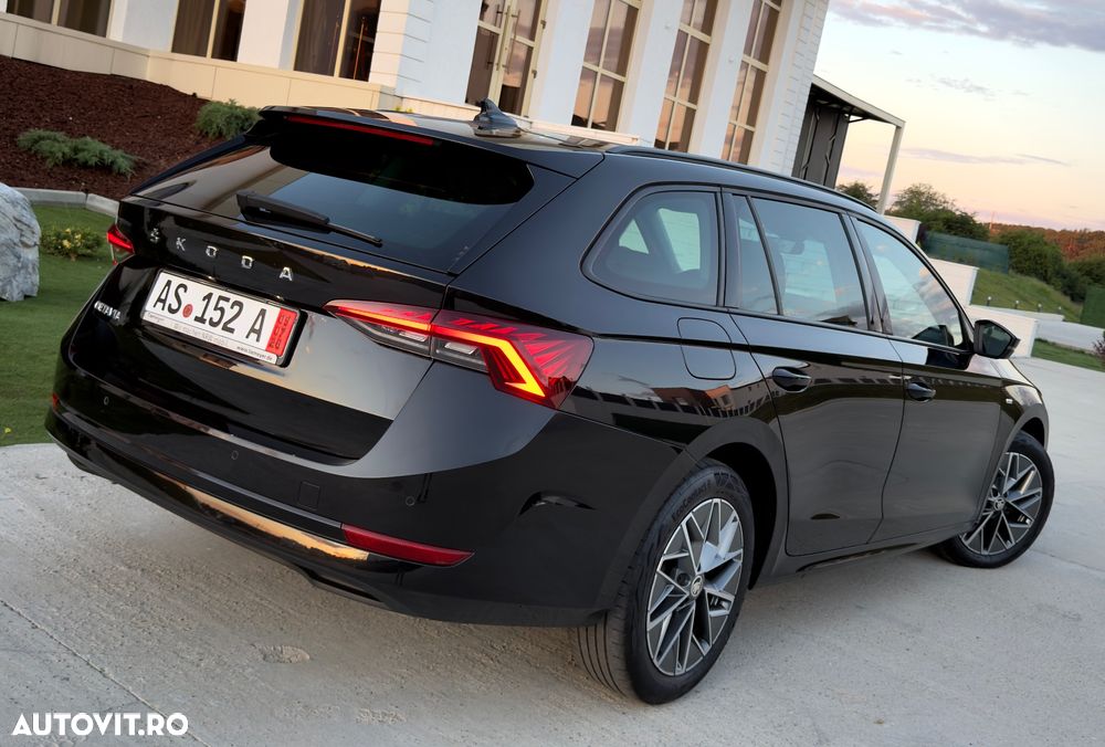 Skoda Octavia 2.0 TDI DSG Tour - 4