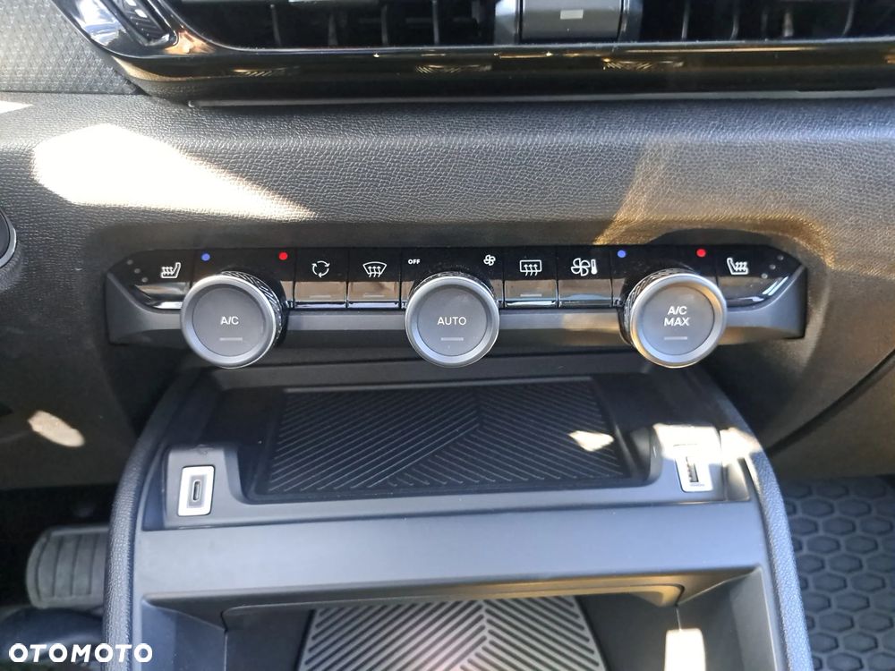 Citroën C4X 1.2 PureTech Shine Pack S&S EAT8 - 20