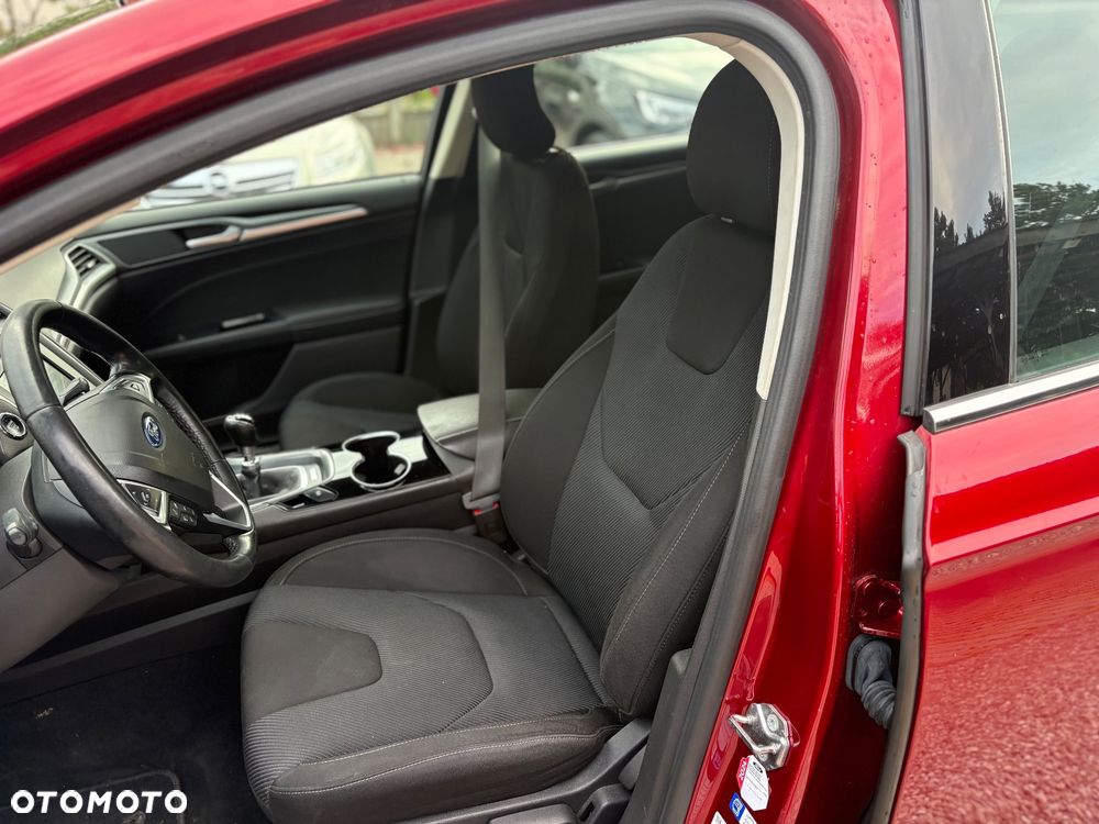Ford Mondeo 1.5 EcoBoost Ambiente Plus - 19
