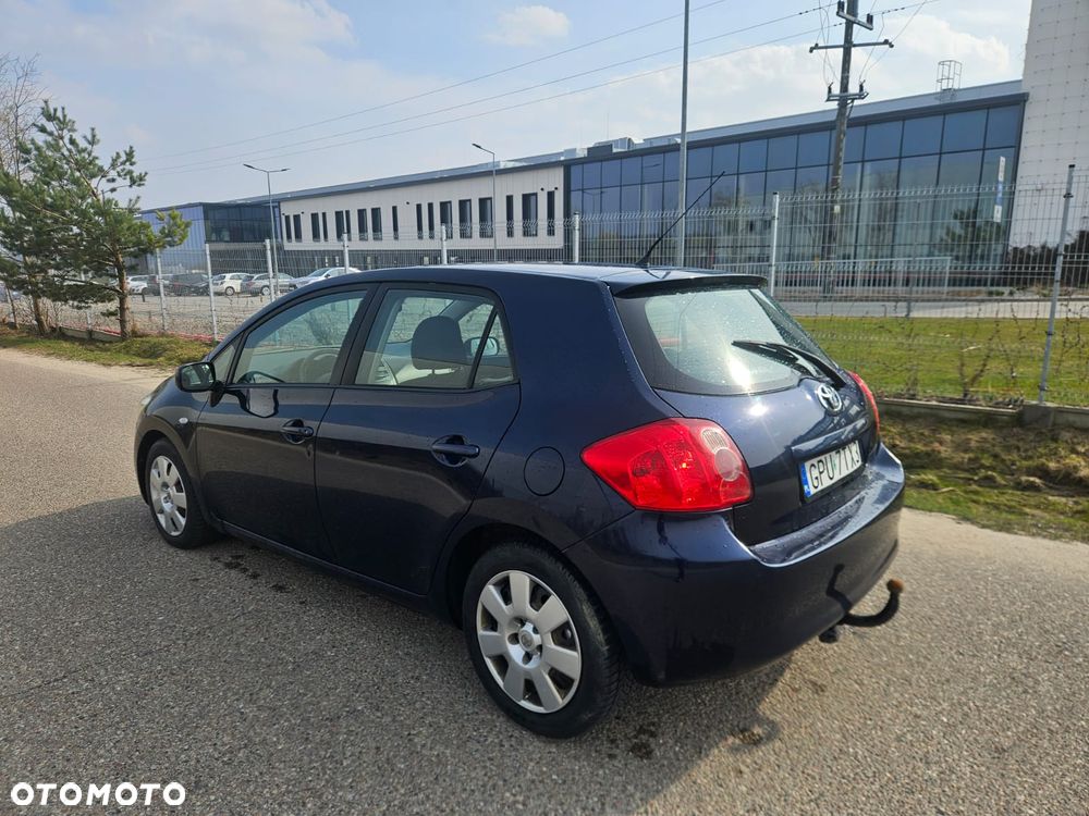 Toyota Auris - 7