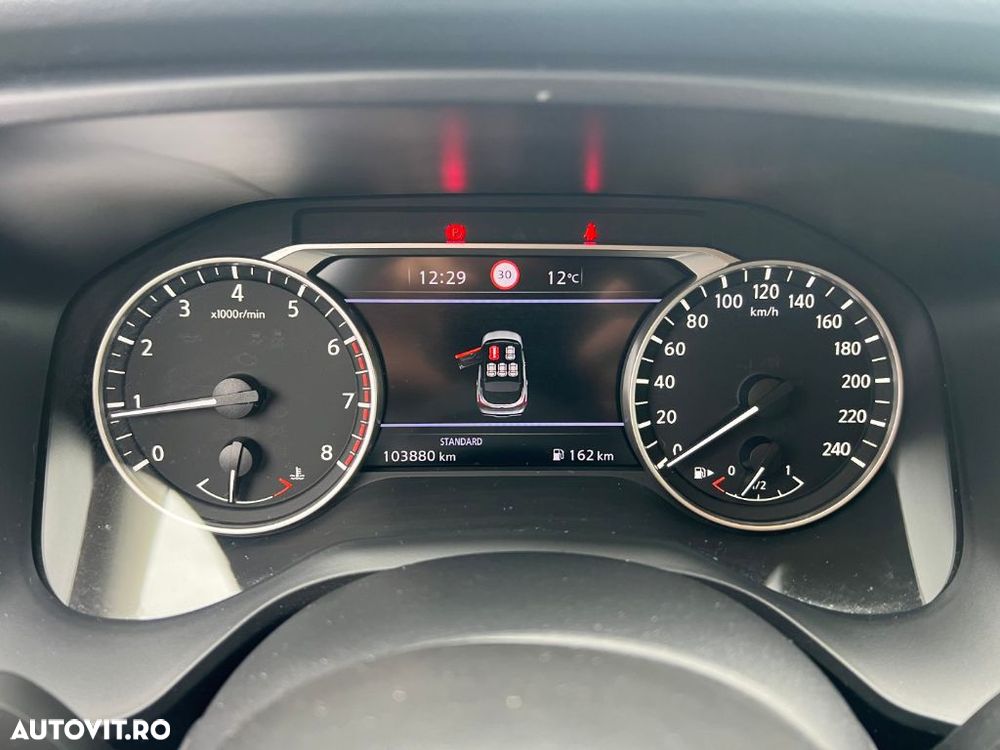 Nissan Qashqai 1.3 l MHEV Acenta - 8