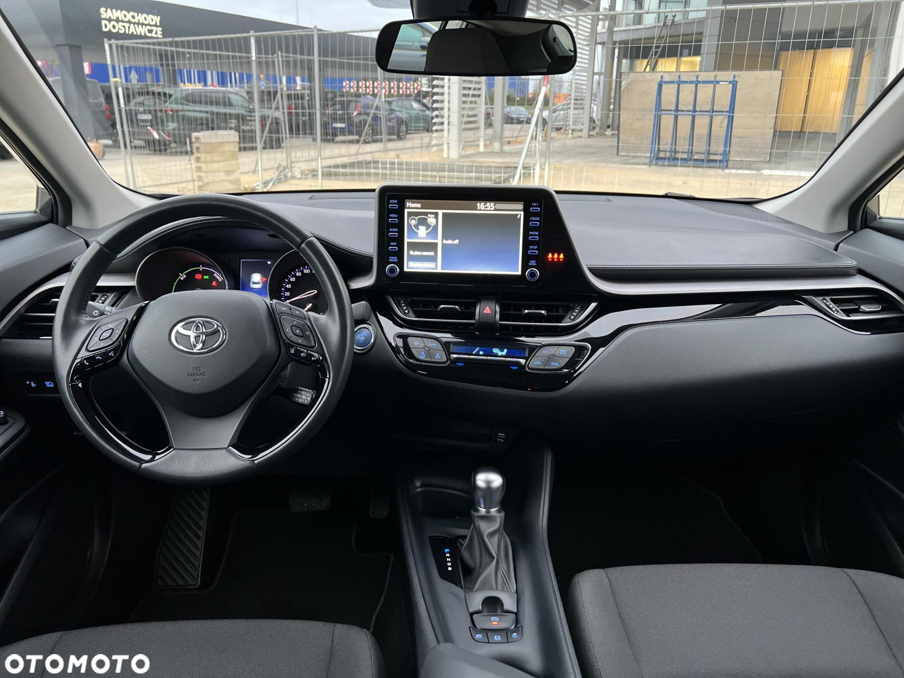 Toyota C-HR - 12