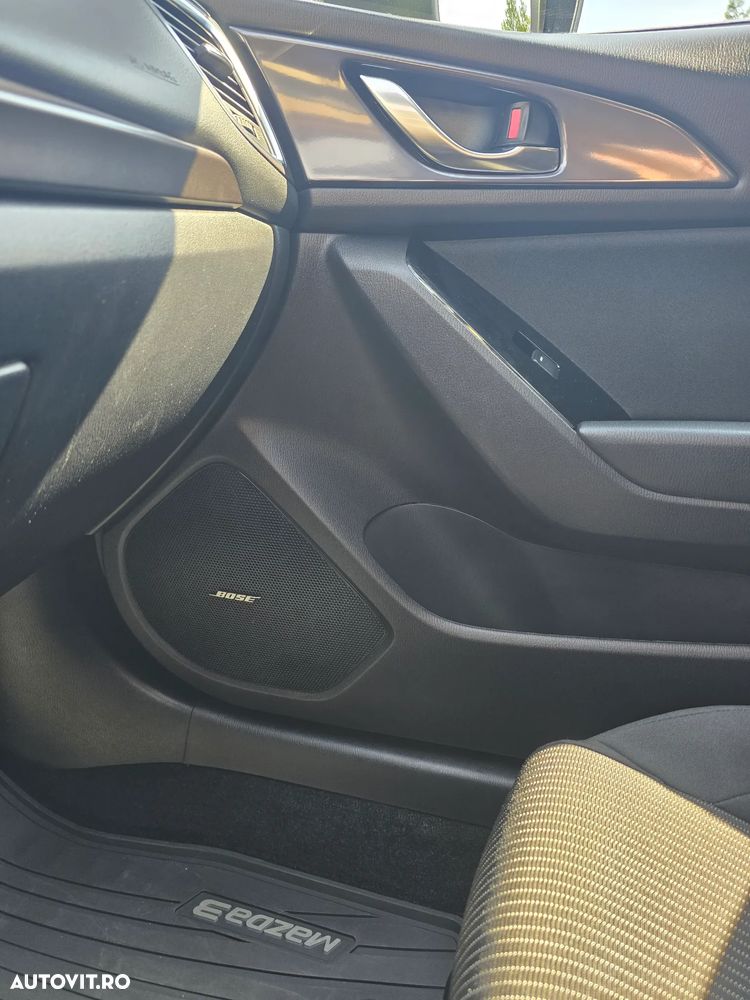 Mazda 3 G120 Revolution - 21