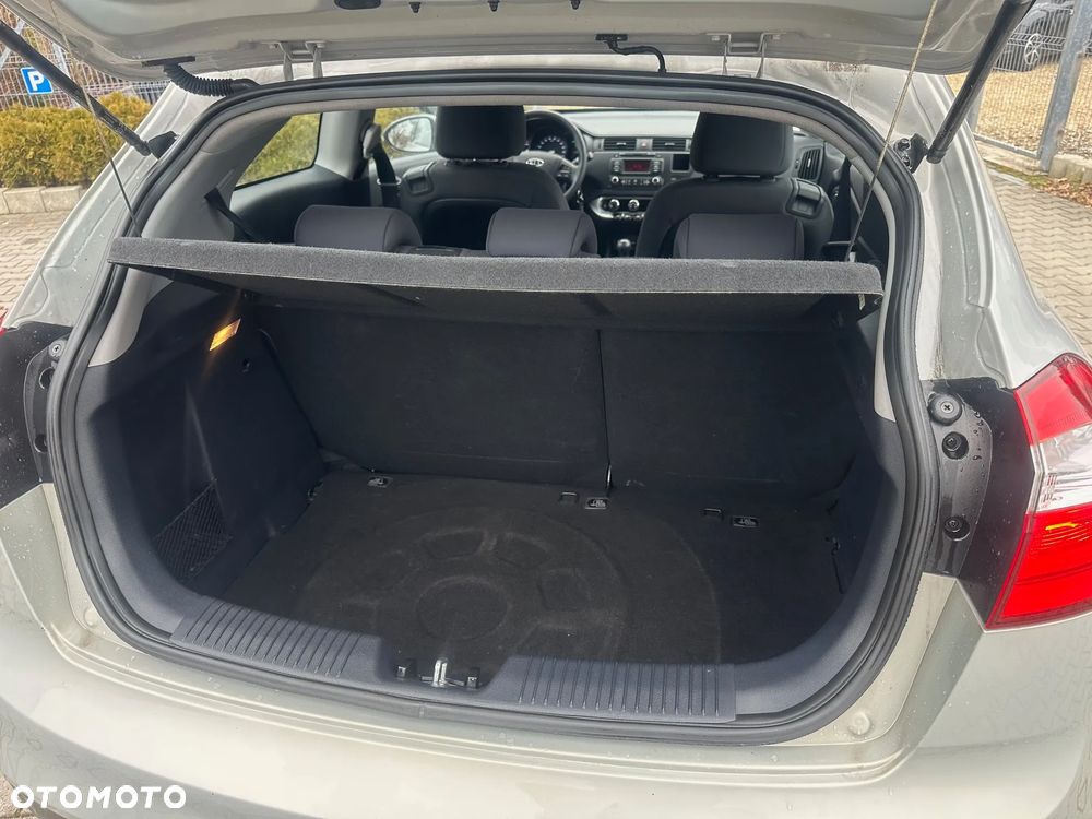 Kia Rio 1.2 Edition 7 - 8