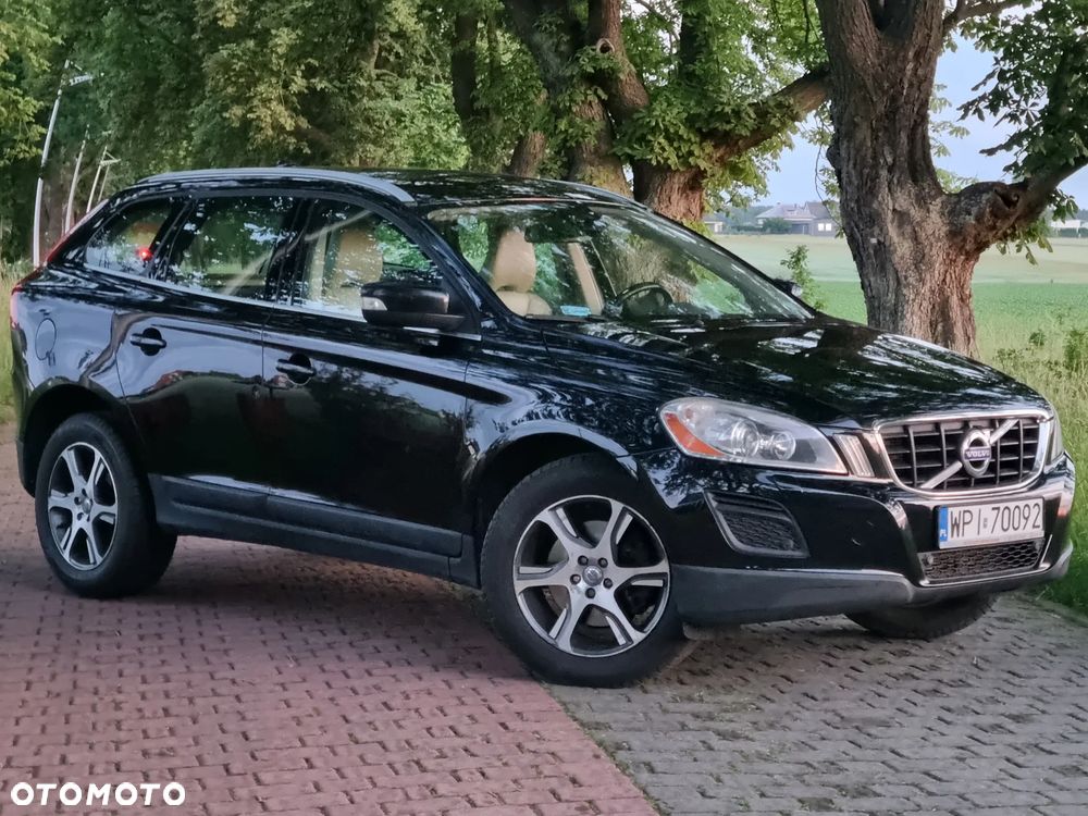 Volvo XC 60 - 30