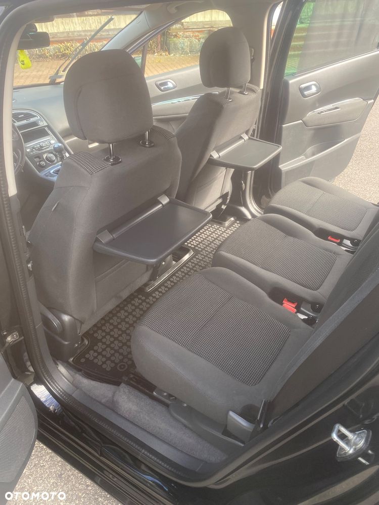 Peugeot 5008 1.6 BlueHDi Style 7os - 16