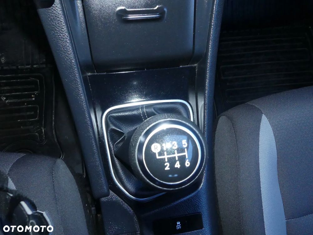 Toyota Auris 1.33 VVT-i Premium - 17