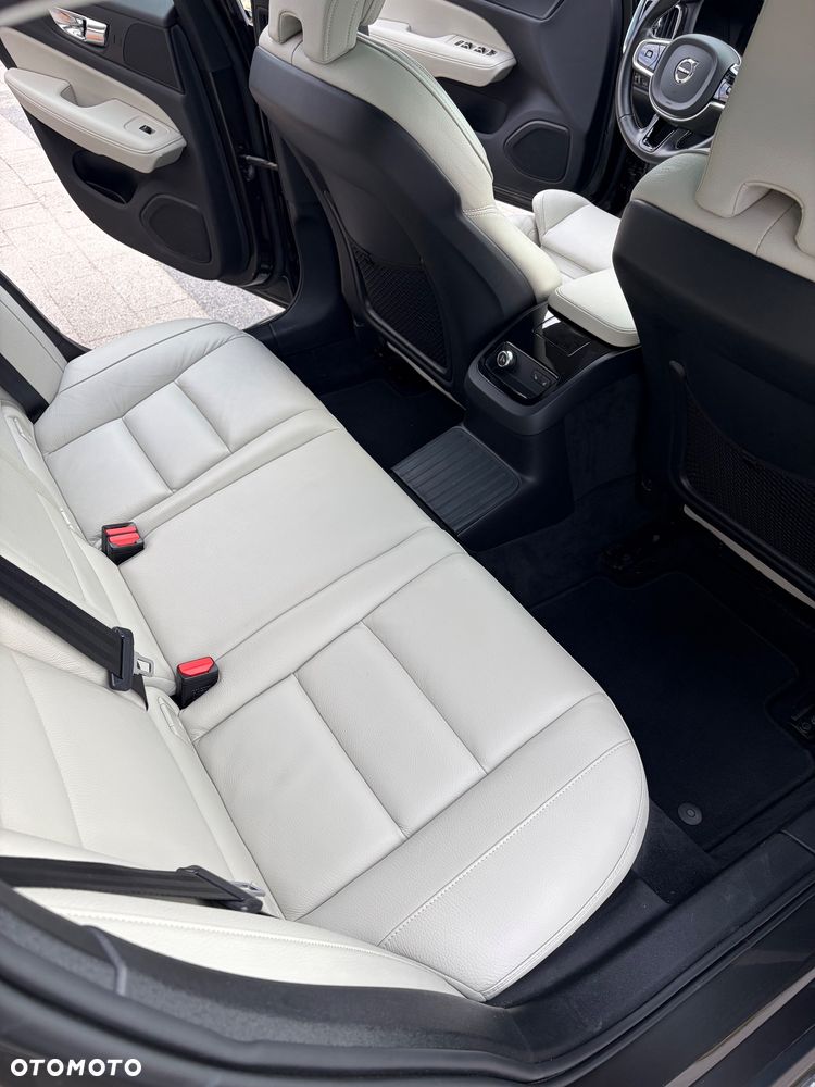 Volvo V60 T6 AWD Recharge Geartronic Inscription - 32