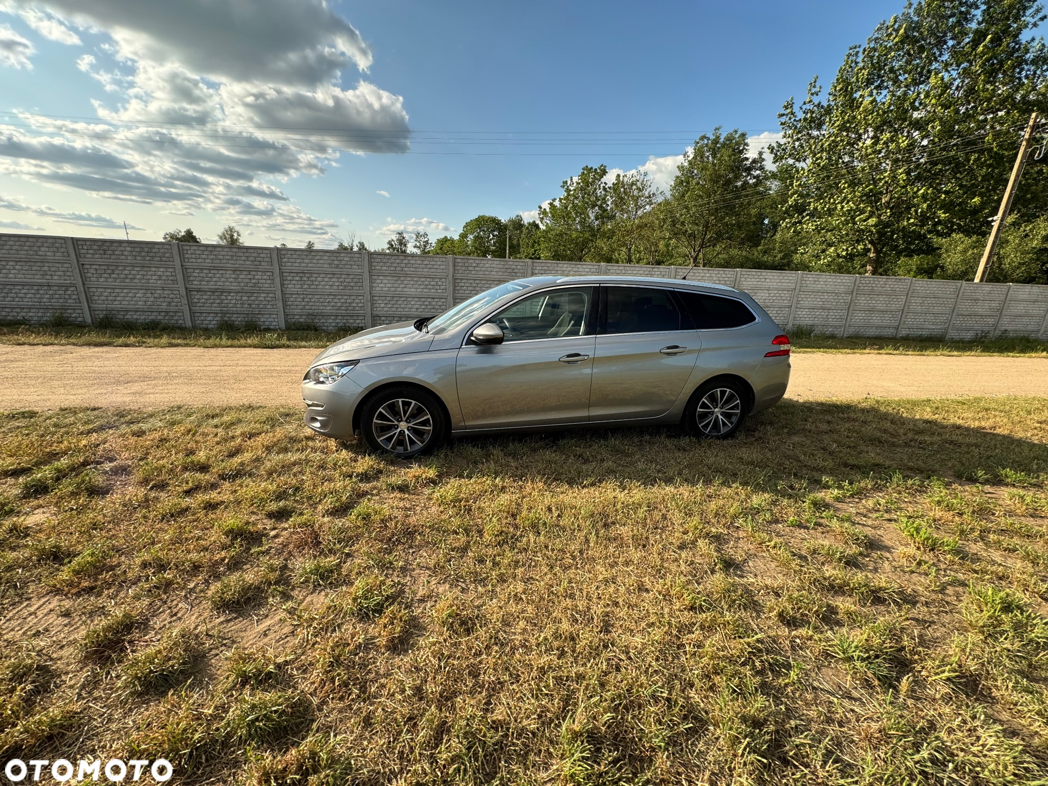 Peugeot 308 1.2 PureTech Allure S&S - 9
