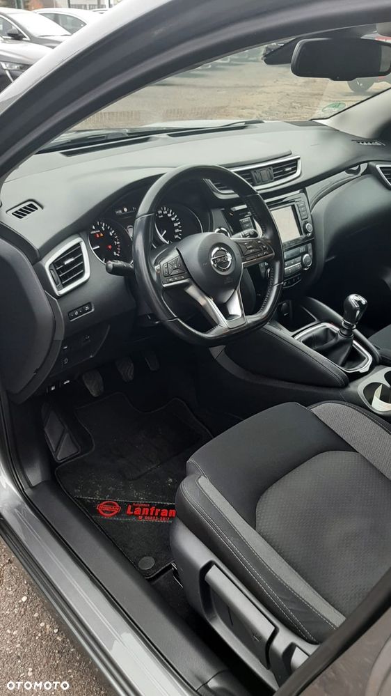 Nissan Qashqai 1.3 DIG-T TEKNA - 12
