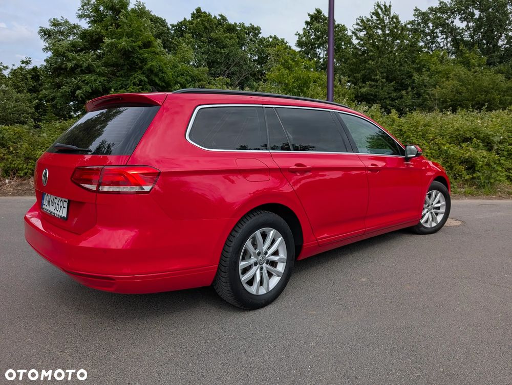 Volkswagen Passat 1.6 TDI SCR DSG Comfortline - 17