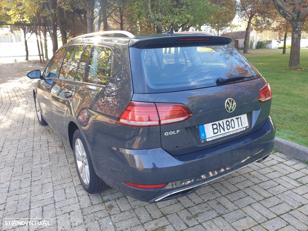 VW Golf Variant 1.6 TDi Confortline DSG - 11