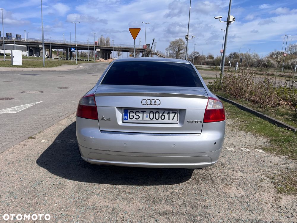 Audi A4 Limousine 1.9 TDI - 5