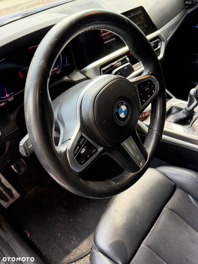 BMW Seria 3 318d M Sport - 1