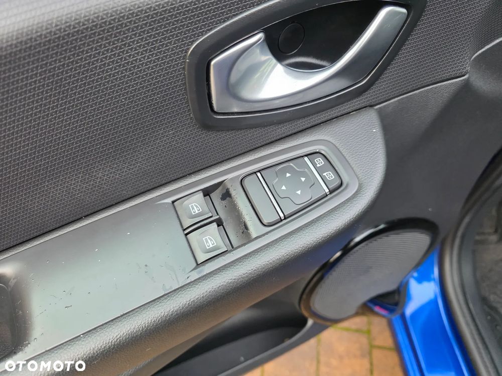 Renault Clio 1.2 16V Alize - 8