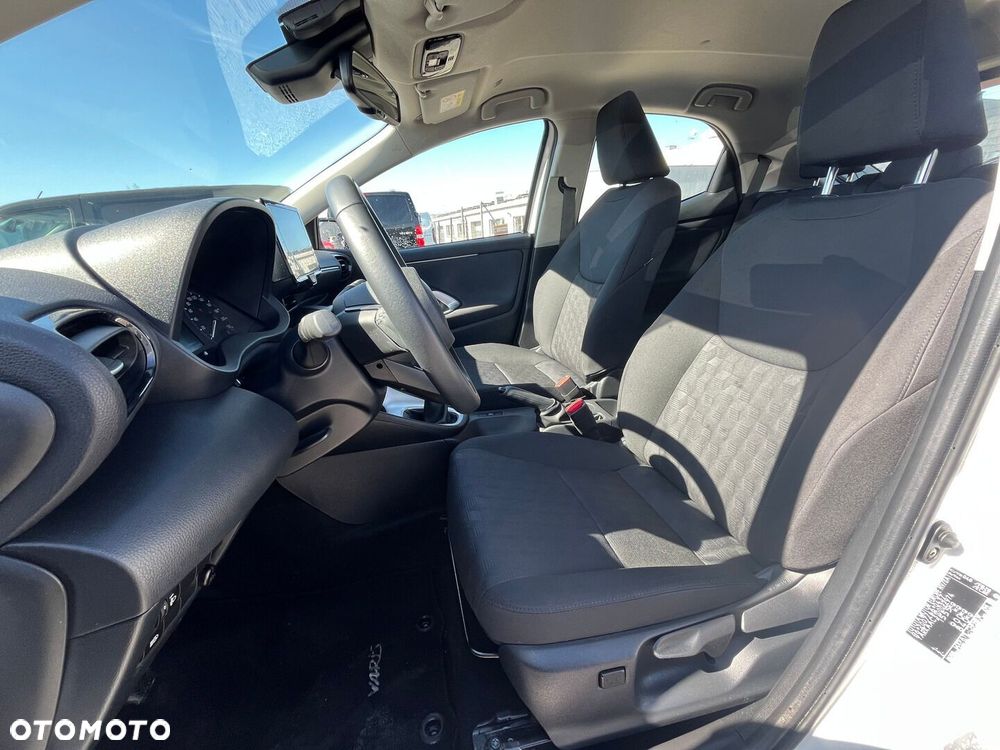 Toyota Yaris 1.5 Comfort - 26
