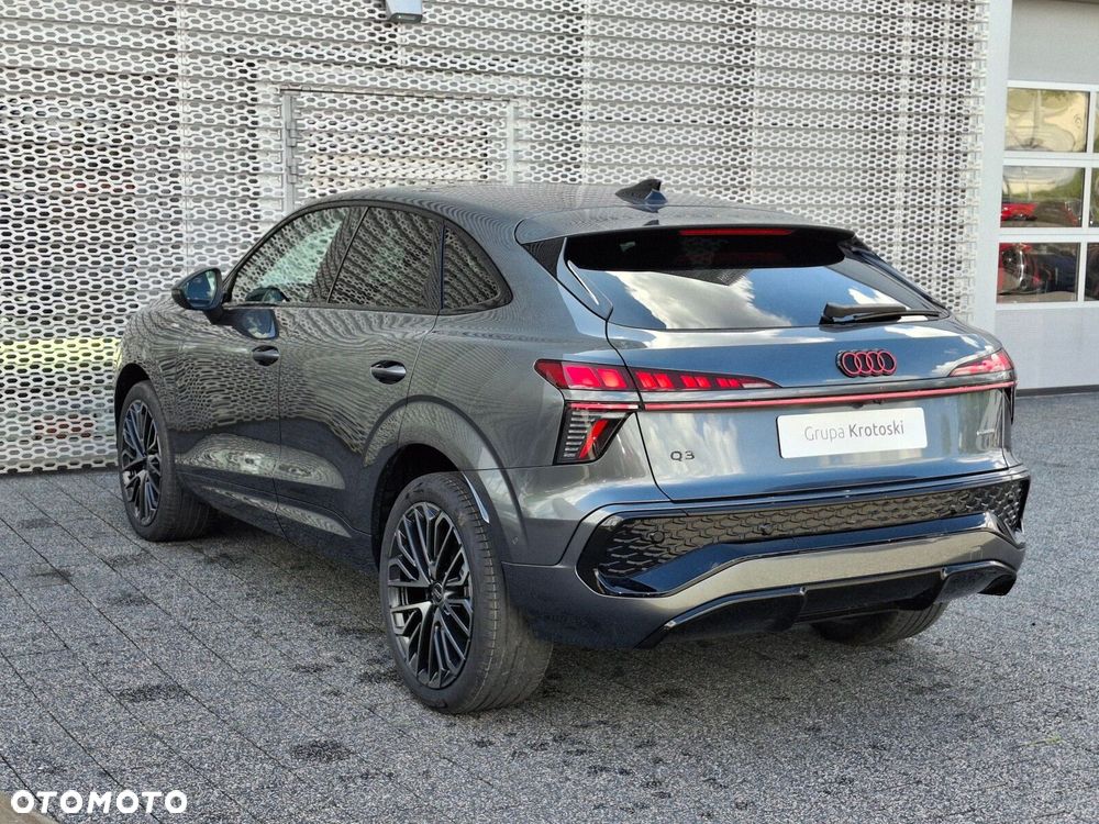 Audi Q3 Sportback - 8