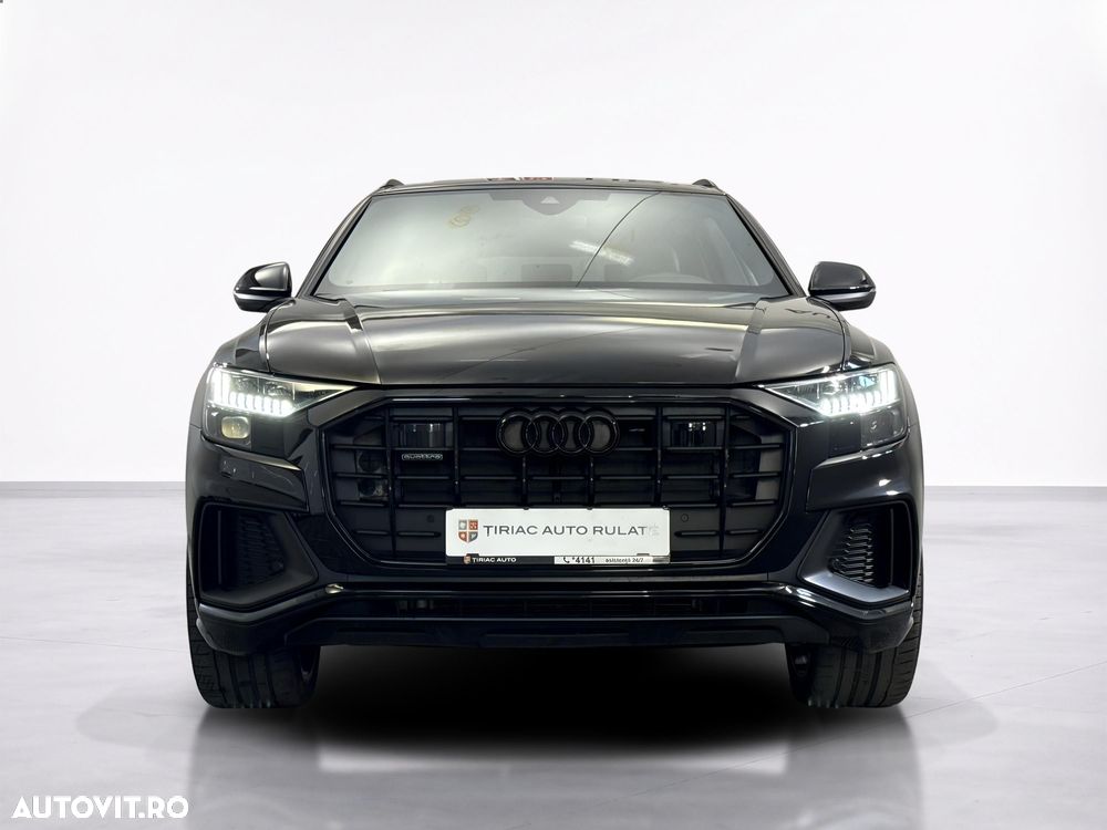 Audi Q8 - 9