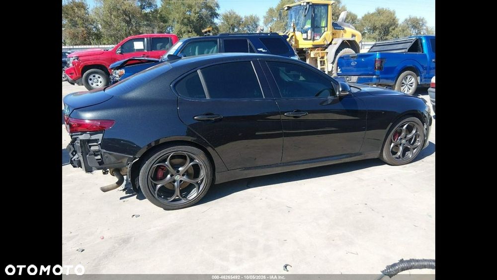Alfa Romeo Giulia 2.0 Turbo TI Q4 - 4