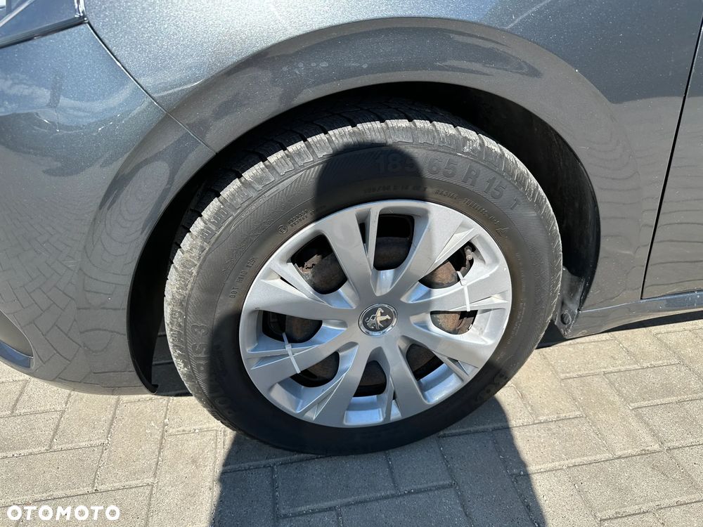 Peugeot 208 - 26