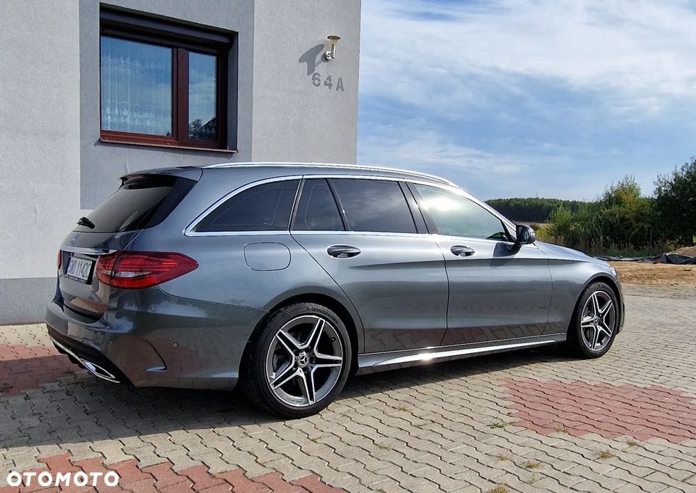 Mercedes-Benz Klasa C 220 d T 9G-TRONIC AMG Line - 4