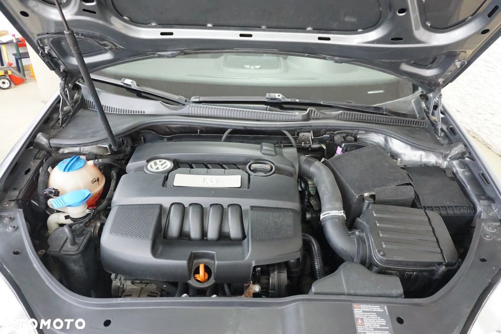 Volkswagen Golf 1.6 Tour - 14