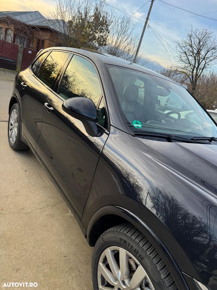 Porsche Cayenne - 9