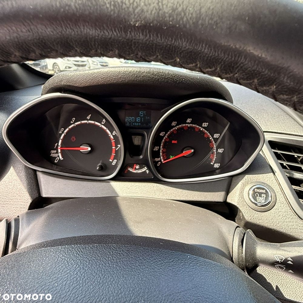 Ford Fiesta - 21