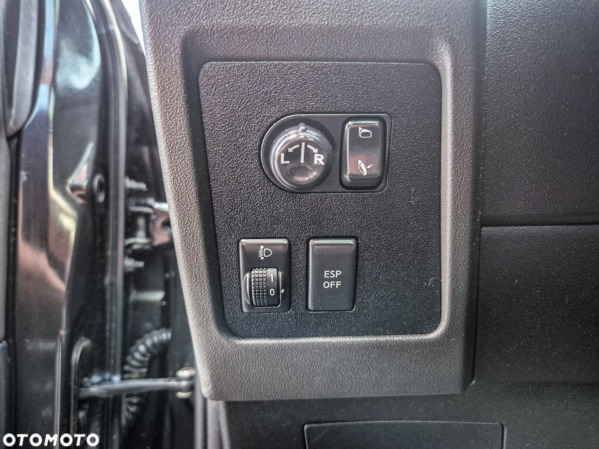 Nissan Qashqai 1.5 dCi N-CONNECTA - 27
