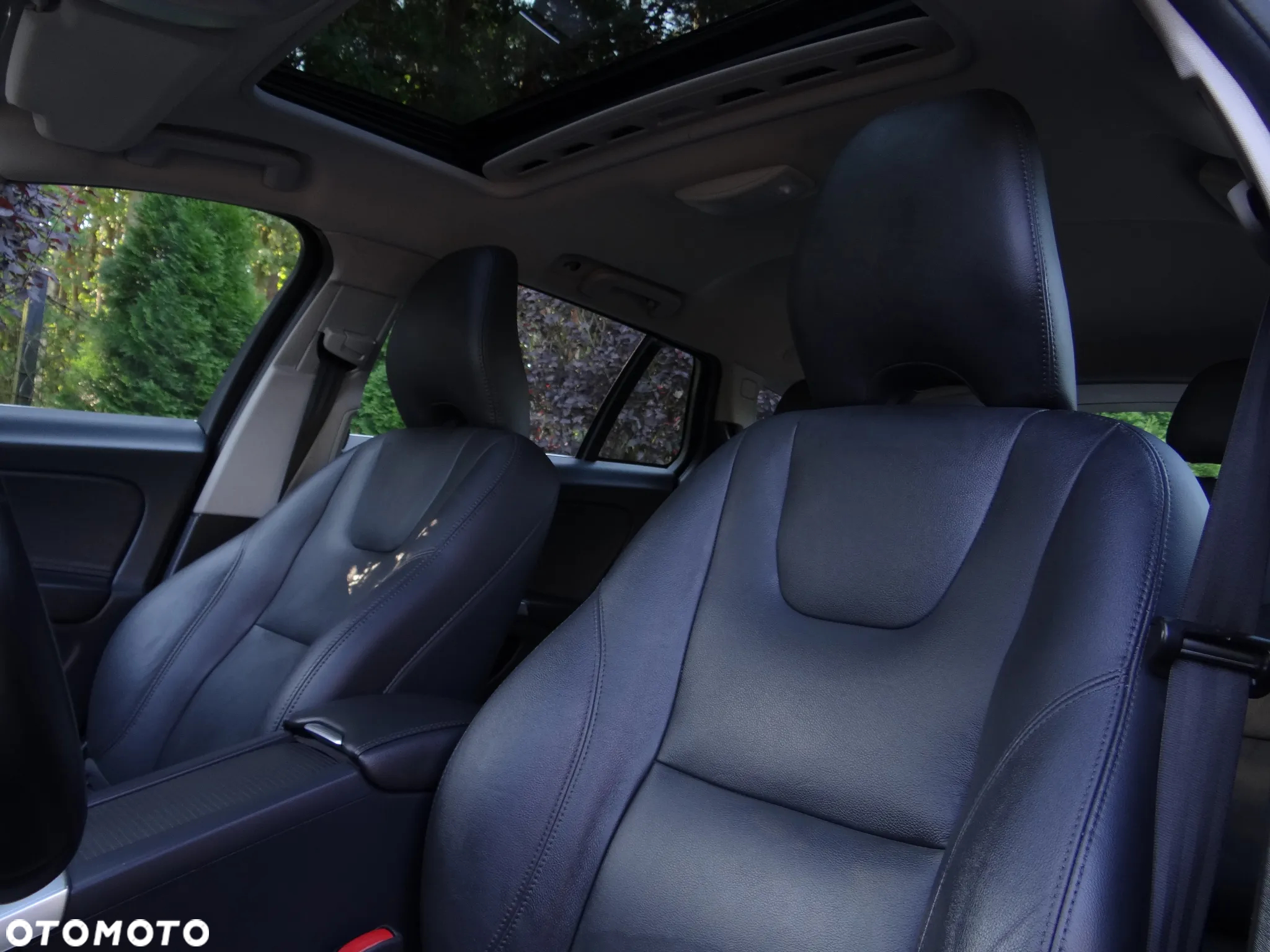 Volvo V60 D4 Geartronic Summum - 37