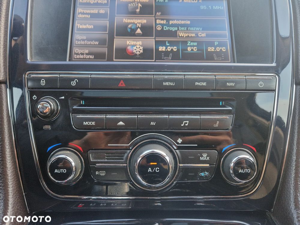 Jaguar XJ 3.0 V6 Kompressor Langversion Premium Luxury - 22