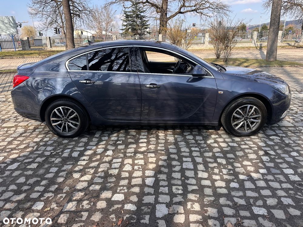 Opel Insignia 1.8 Cosmo - 32