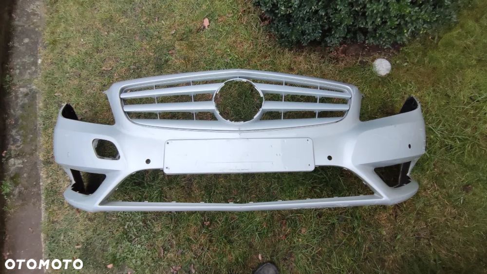 Mercedes B Klasa W246 11-14 Zderzak Przód Atrapa + PDC