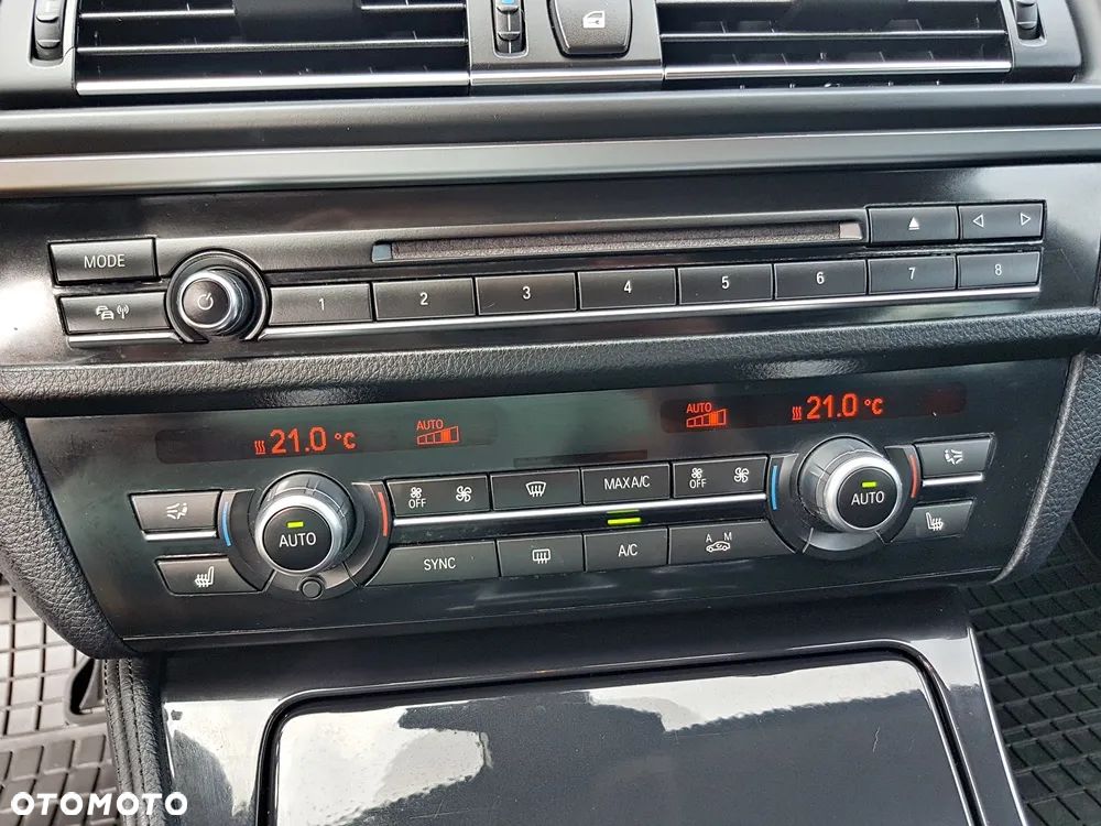 BMW Seria 5 518d Touring Luxury Line - 19