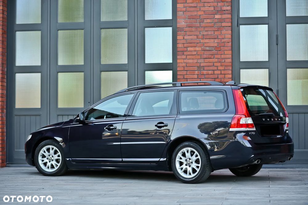 Volvo V70 D4 Geartronic Linje Svart - 11