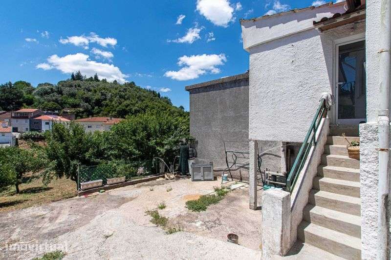 Vende-se moradia T2 em Eiras - Coimbra - Grande imagem: 4/12